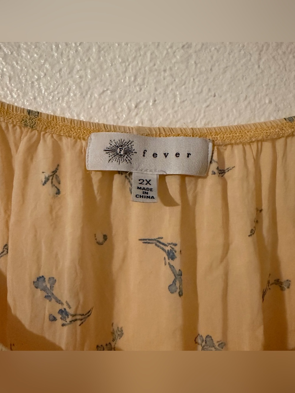 Fever Yellow Floral Peasant Blouse with Blue Trim Size 2X - Picture 2 of 10